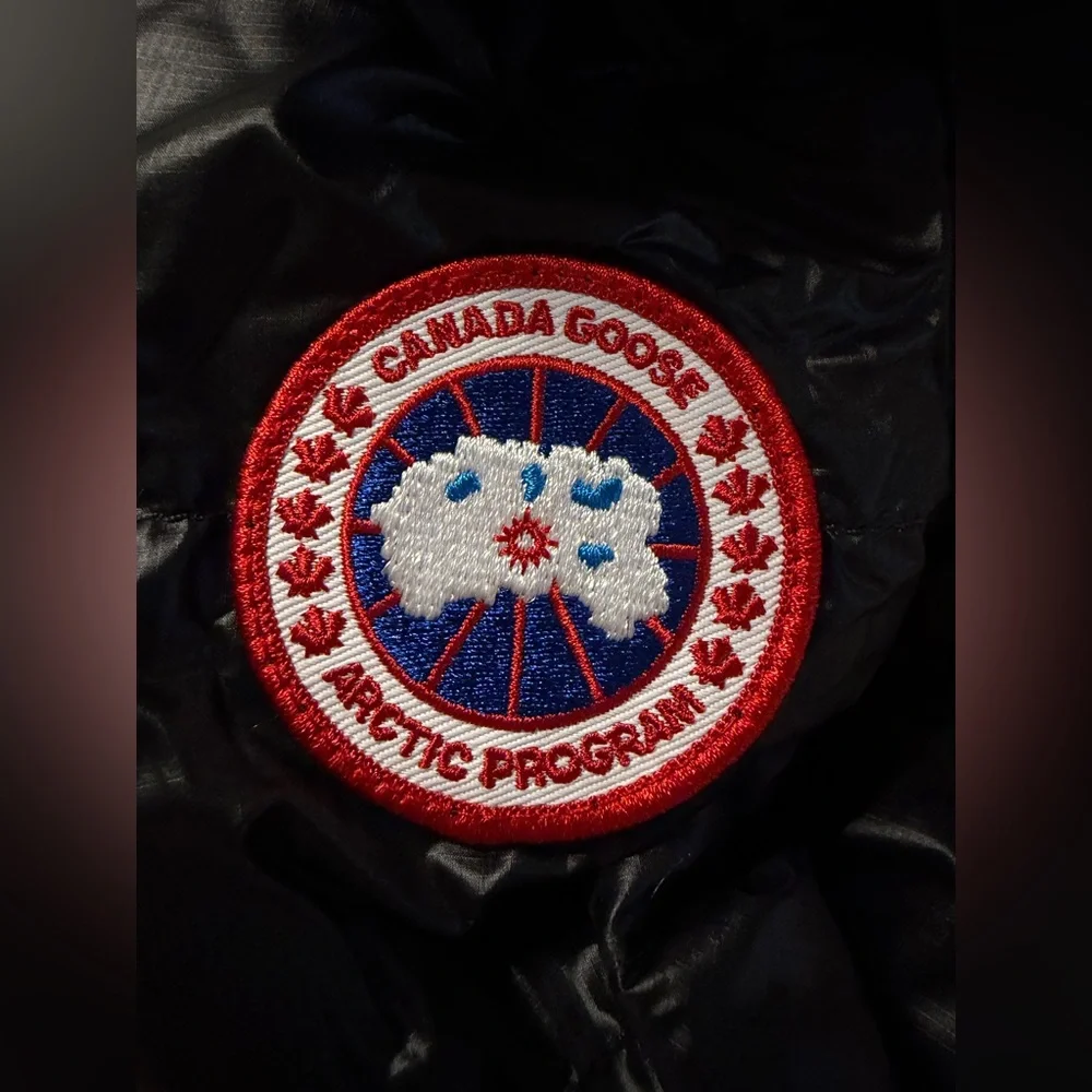 Canada Goose Cypress Hooded Jacket
Size M | Black | New With Tags - Picture 9 of 12